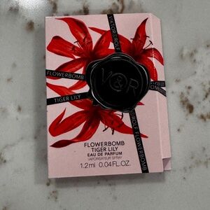 NEW FLOWER BOMB TIGER LILY SAMPLE